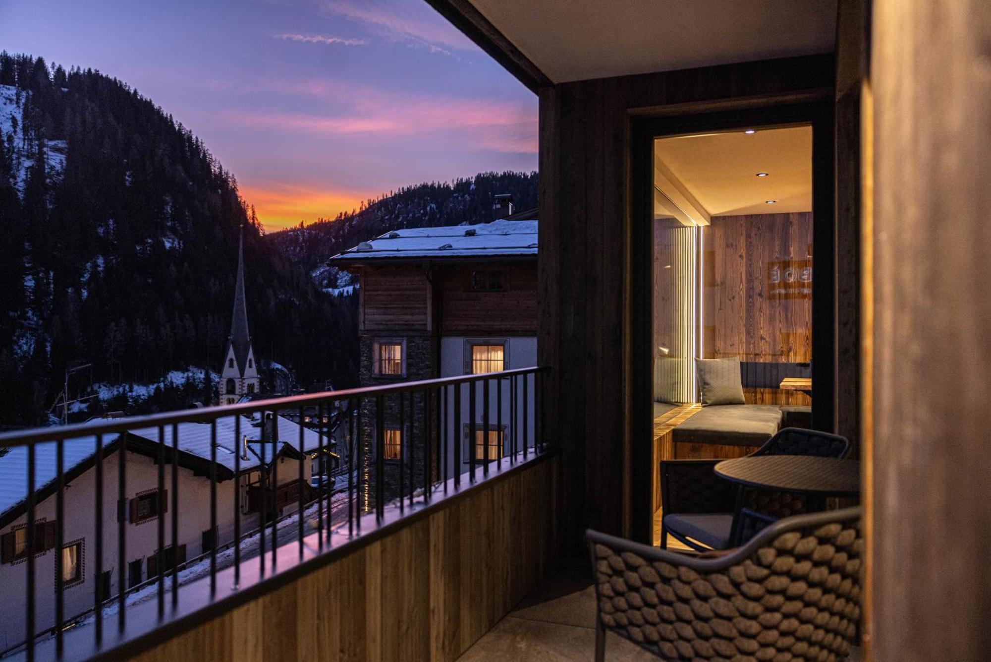 Enjoy Dolomites - Chalet Santa Cristina Val Gardena Dış mekan fotoğraf